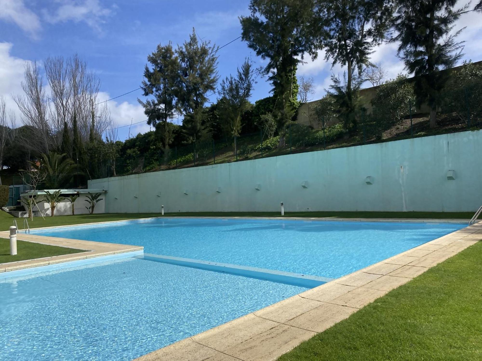 Apart T3 Com Piscina Tenis Ginasio E Parq Infant Лиссабон Экстерьер фото
